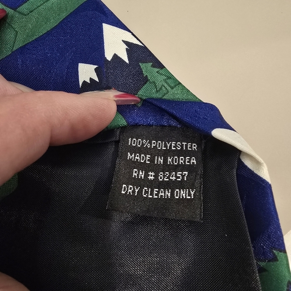 Vintage 1999 Cartoon Network Hanna Barbera Yogi Bear Necktie Polyester. - Picture 5 of 5